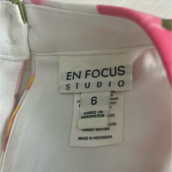 Enfocus studio dress. A-line. Flowers. Sleeveless. Midi - Picture 8 of 9